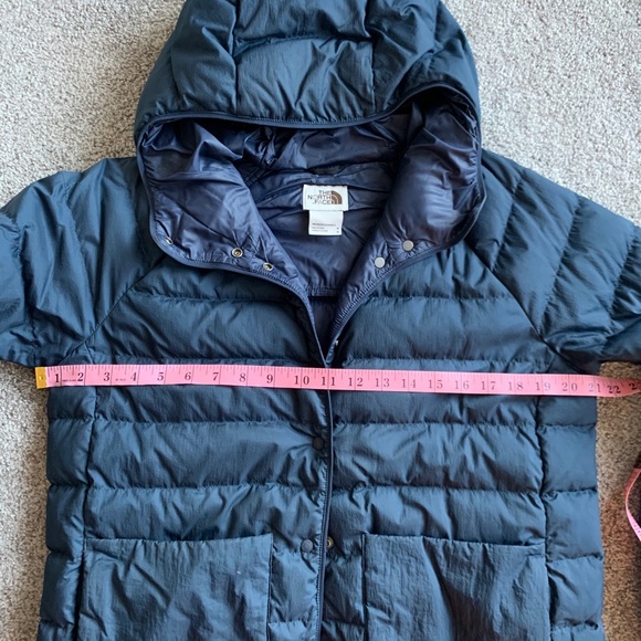 North Face puffy jacket - Picture 6 of 7